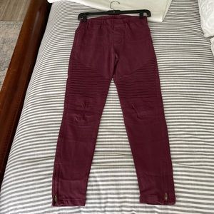 Burgundy small umgee pants